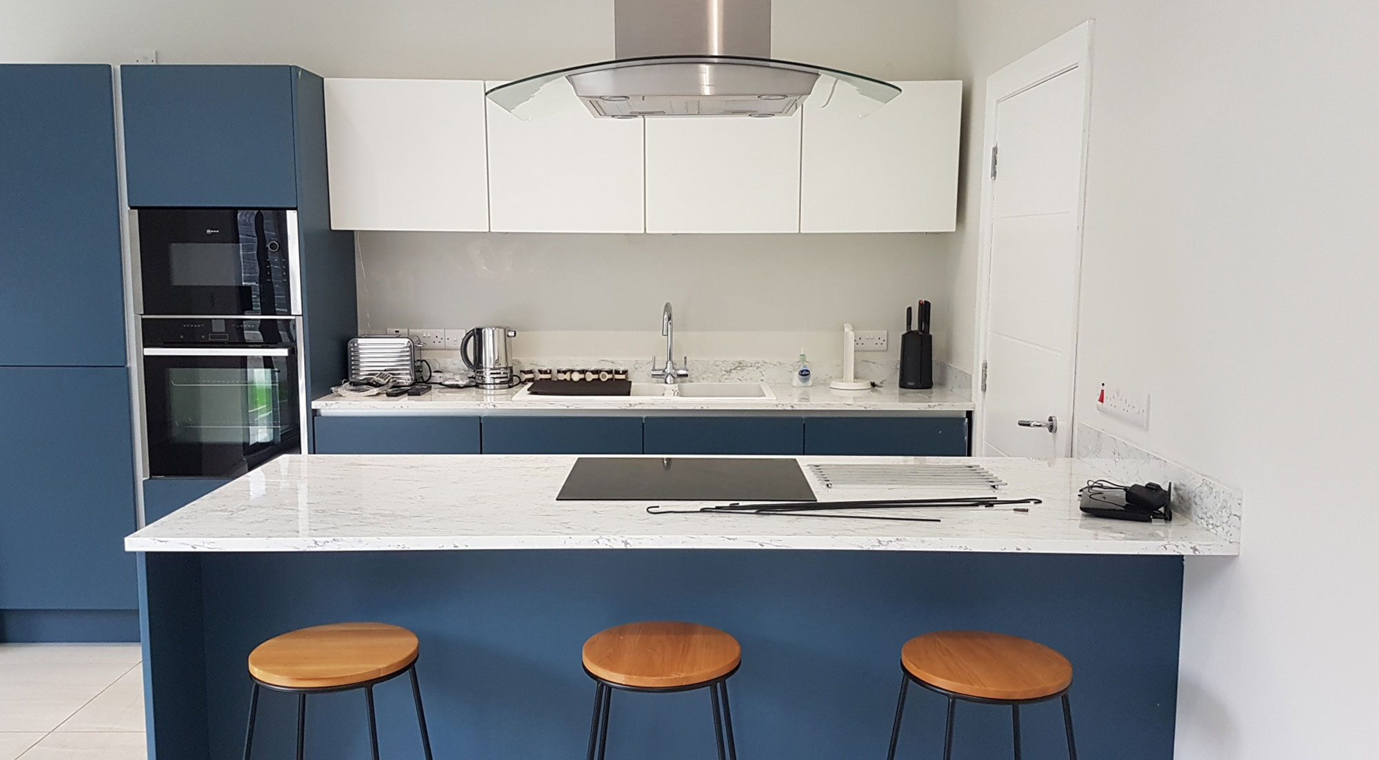 blue & white kitchen respray bushmills